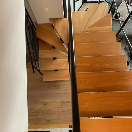 Appartement Modern 3 Bedroom Townhouse With Patio